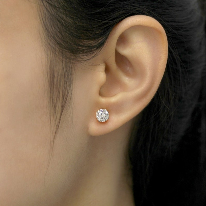 Unisex Sparkling Moissanite Stud Earrings, Classic Gift
